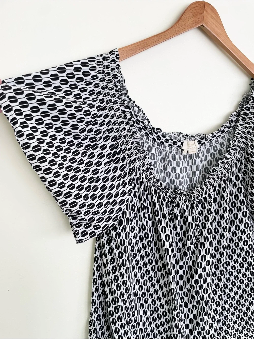 Kate Spade Black and White Geometric Print Flutter Sleeve Blouse XL Extra Large